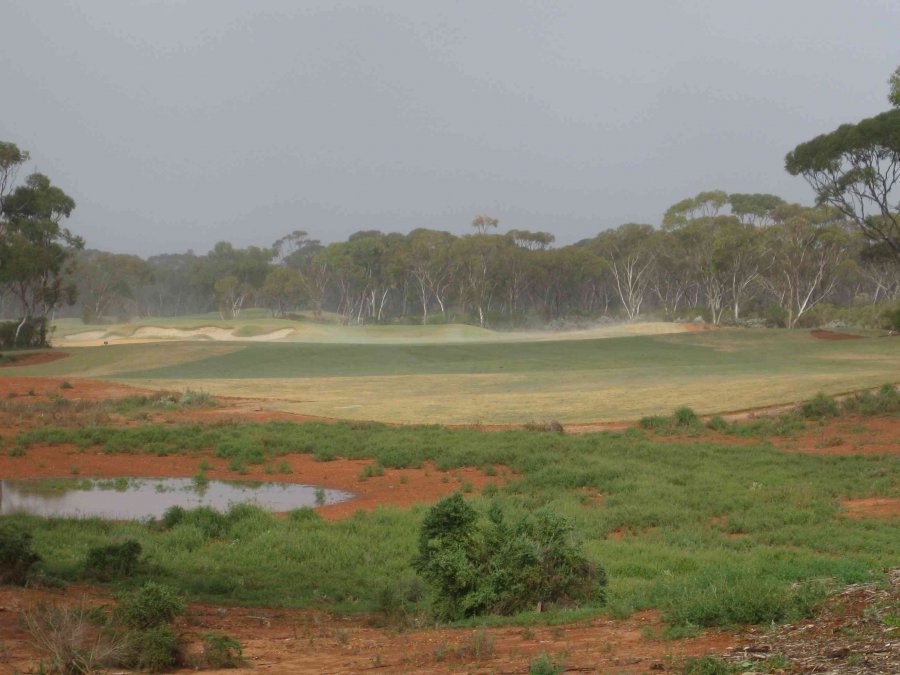 CY O'Connor hole, Kalgoorlie on a misty morning