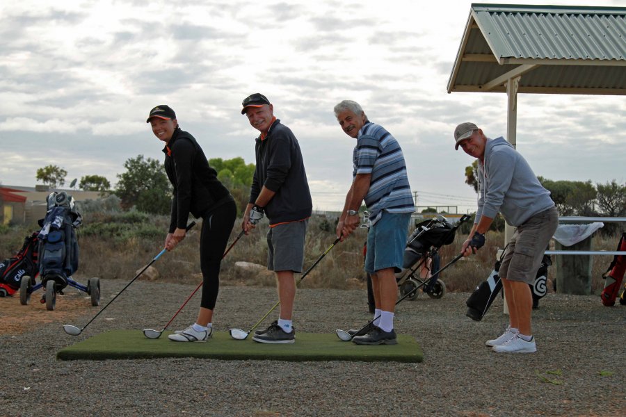 On the tee, Cocklebiddy