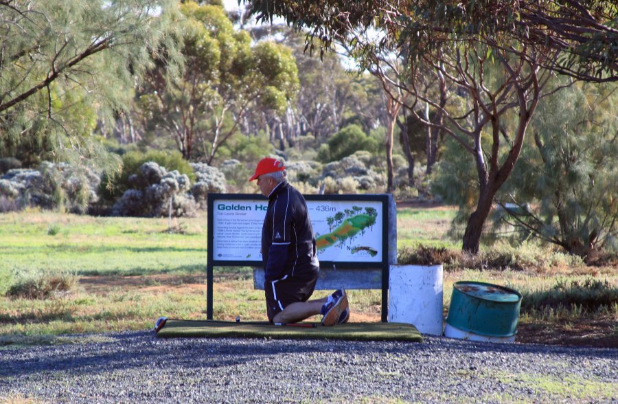 Muz praying for a decent tee shot